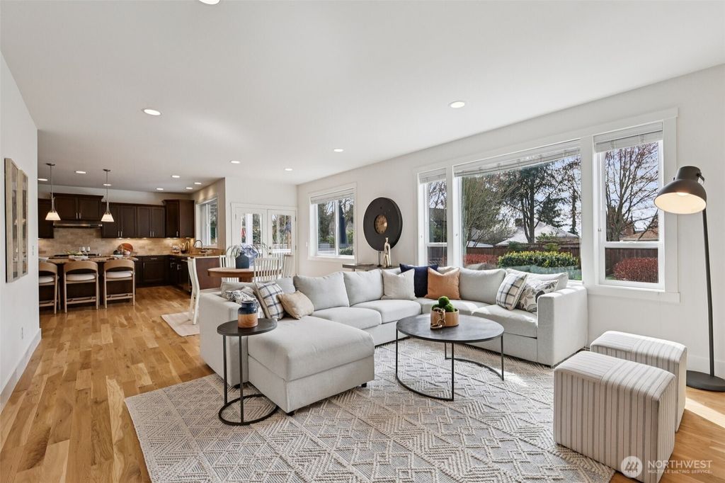 Photo of 8535 4th Avenue NE, Seattle, WA 98115 (MLS # 2497552)