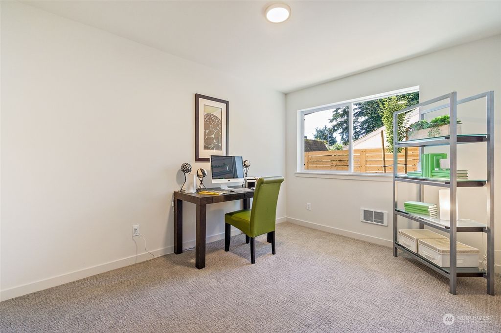 Photo of 114 NE 180th Street #C, Shoreline, WA 98155 (MLS # 2026997)