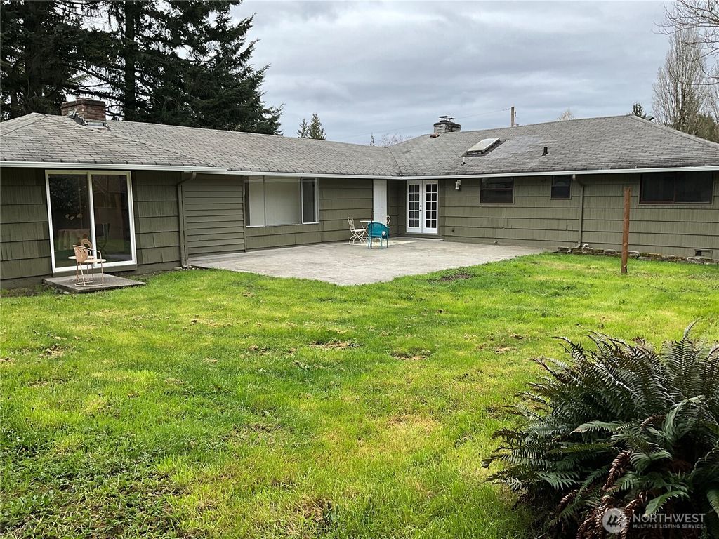 Photo of 19026 67th Avenue W, Lynnwood, WA 98036 (MLS # 2506553)