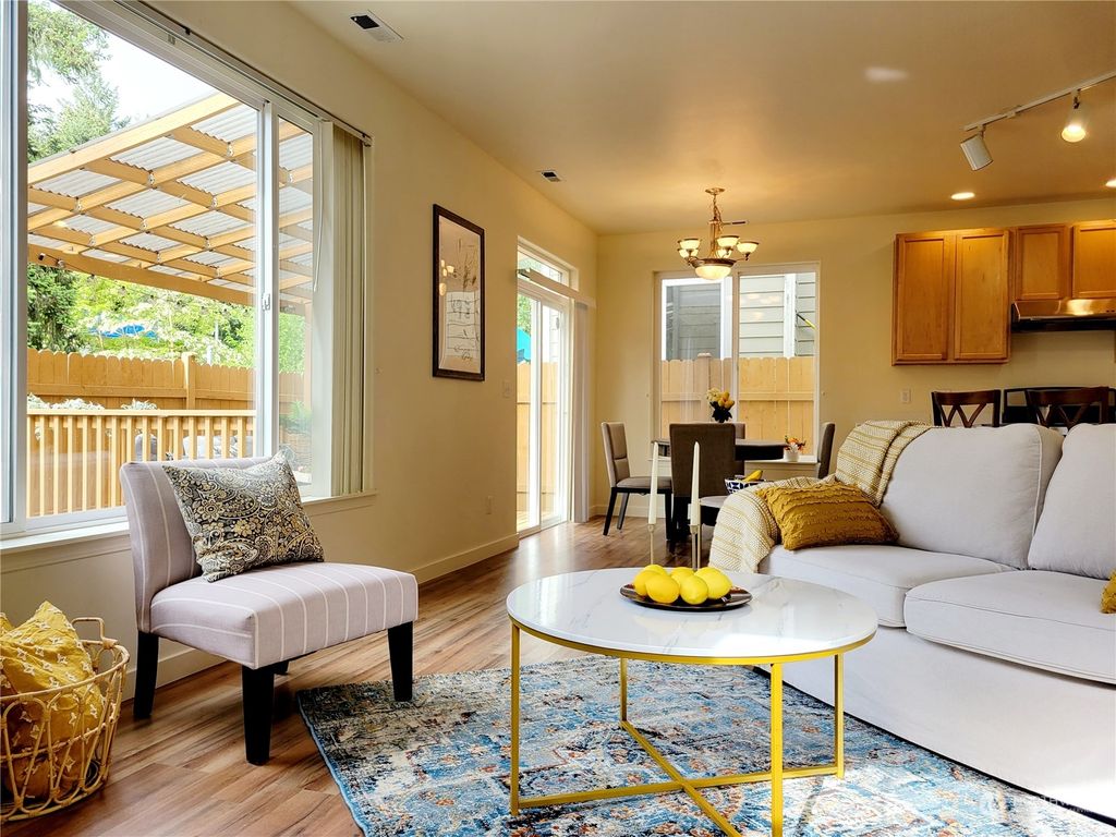 Photo of 4019 NE 14th Place, Renton, WA 98056 (MLS # 2075168)