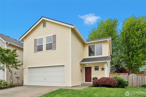 Photo of 9424 187th Street Ct E, Puyallup, WA 98375 (MLS # 2528297)
