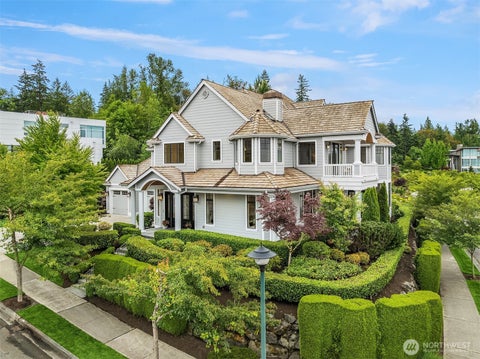 Photo of 3489 NE Harrison Street, Issaquah, WA 98029 (MLS # 2560192)