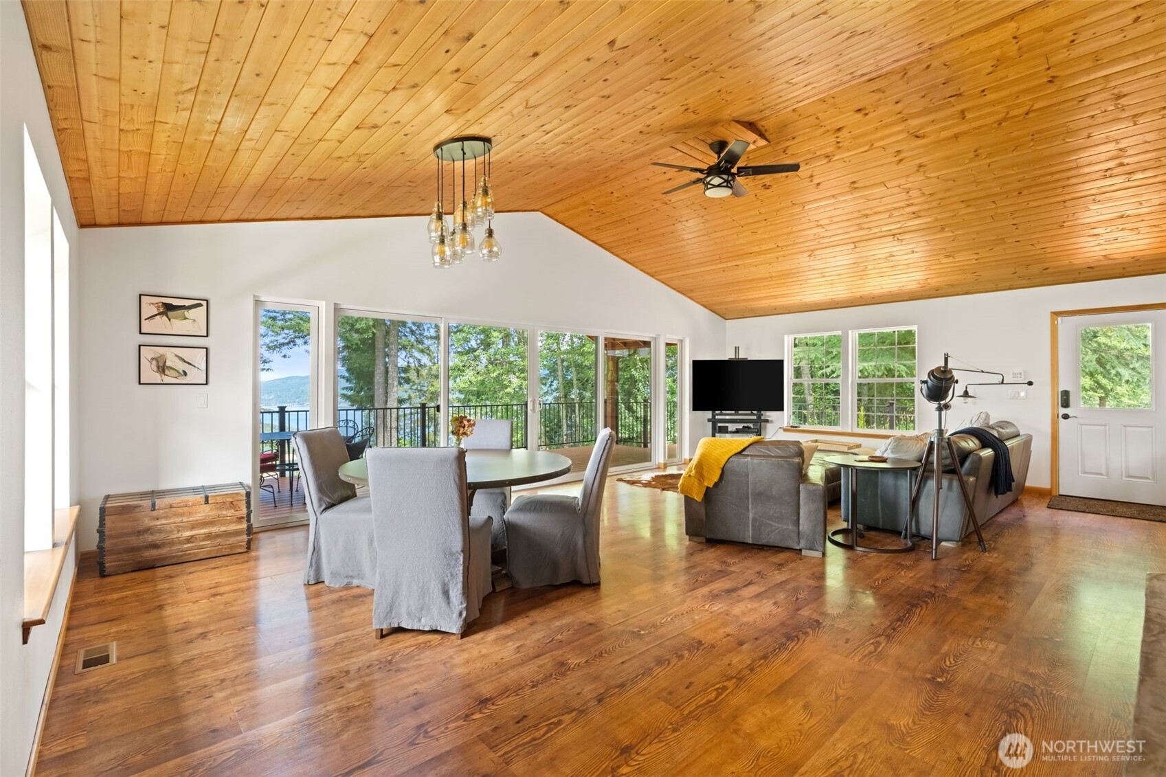 140 Sunset Ridge