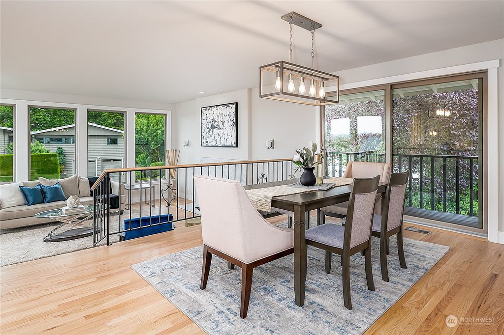 Photo of 8355 SE 68th Street, Mercer Island, WA 98040 (MLS # 2127973)