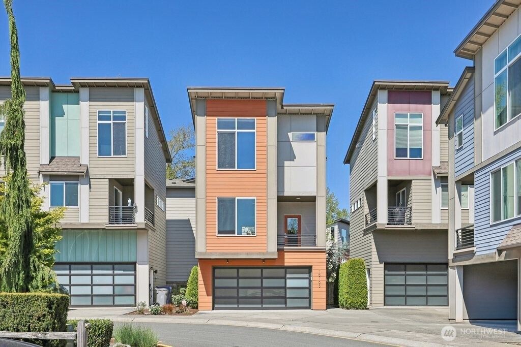 Photo of 15103 13th Place W, Lynnwood, WA 98087 (MLS # 2366374)