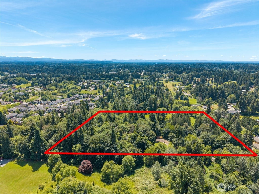 Photo of 2703 25th Street SW, Puyallup, WA 98373 (MLS # 2539965)