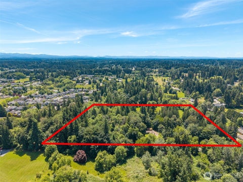 Photo of 2703 25th Street SW, Puyallup, WA 98373 (MLS # 2539965)