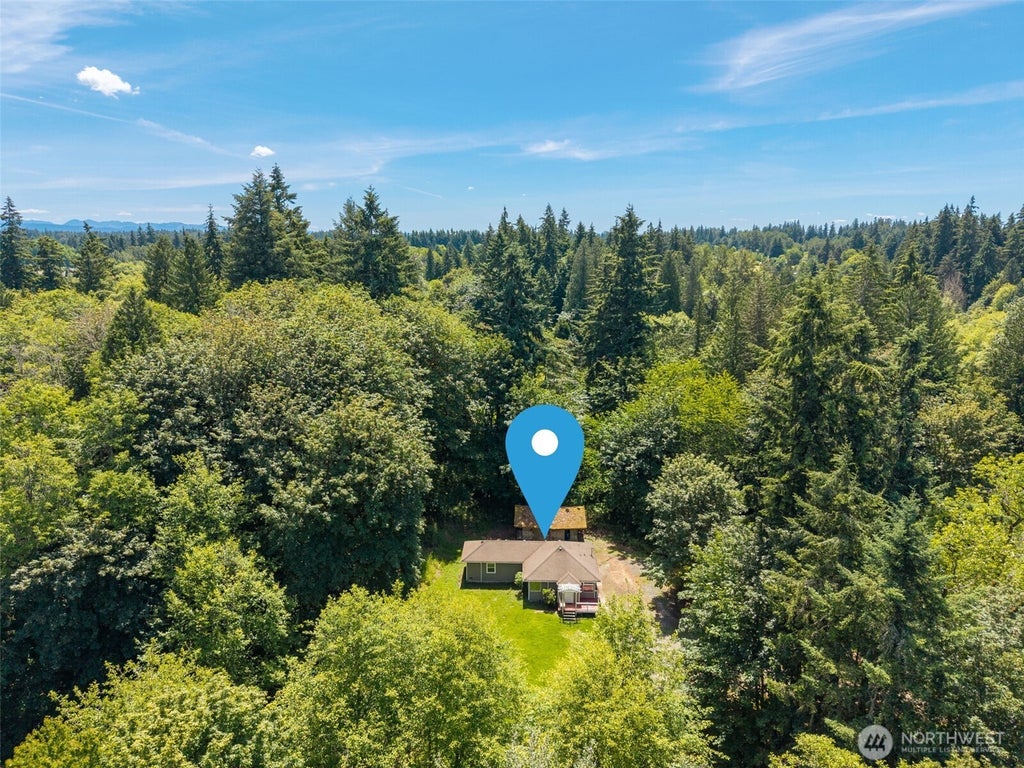 Photo of 2703 25th Street SW, Puyallup, WA 98373 (MLS # 2539965)