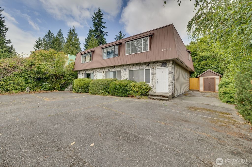 Photo of 5705 204th Street SW, Lynnwood, WA 98036 (MLS # 2406705)