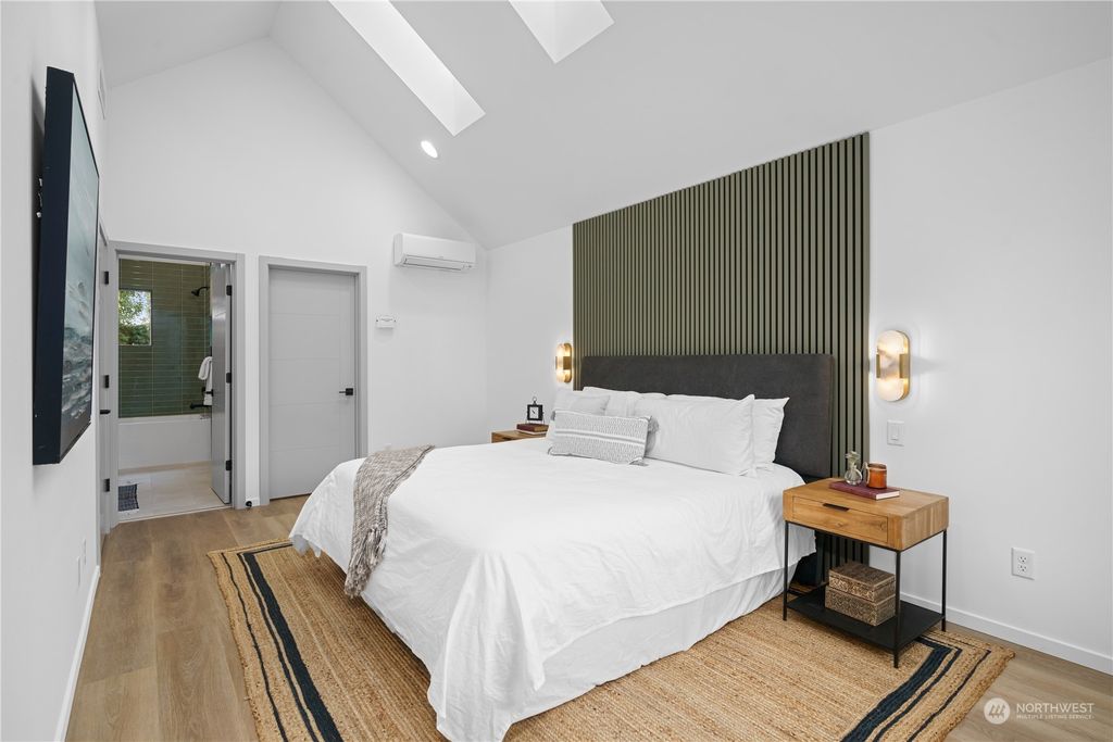 Photo of 1735 NE 89th Street #B, Seattle, WA 98115 (MLS # 2316532)