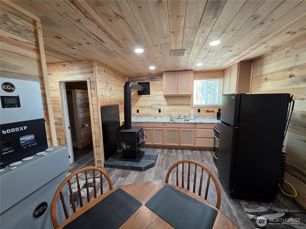 Photo of 147 W High Country Drive, Tonasket, WA 98855 (MLS # 2572715)