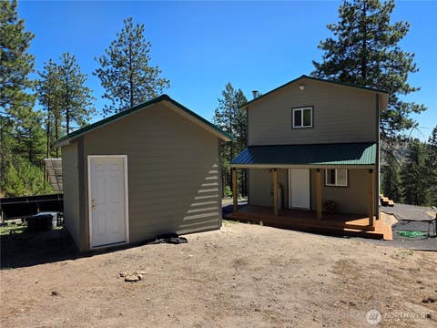 Photo of 147 W High Country Drive, Tonasket, WA 98855 (MLS # 2572715)