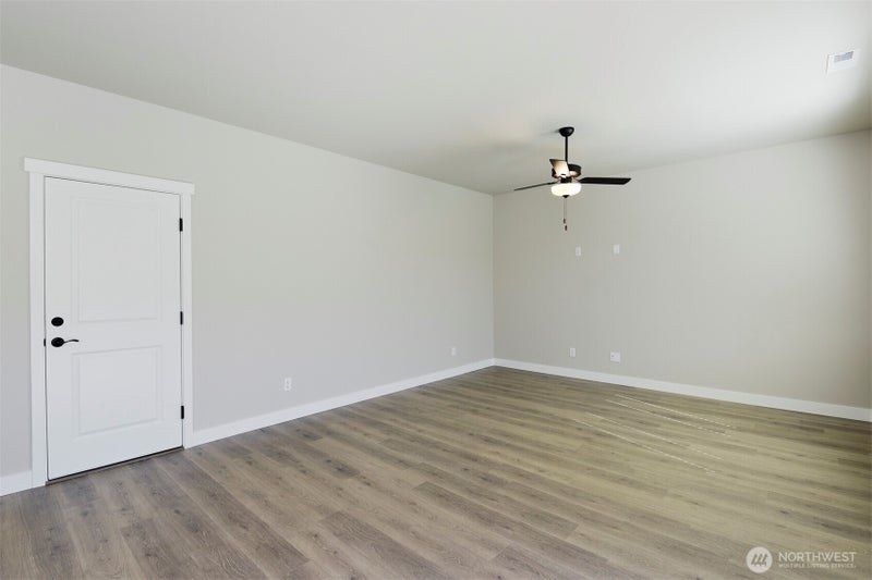 5878 NW Rhino Way