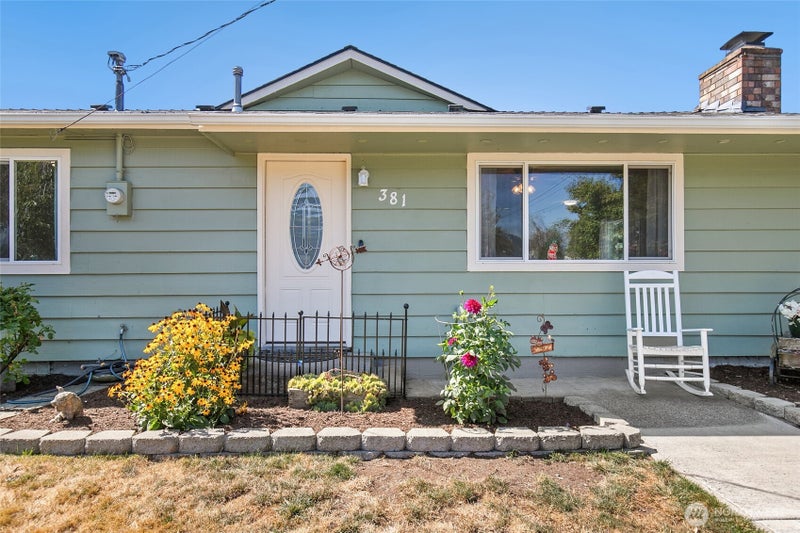 381 N Cascade Street