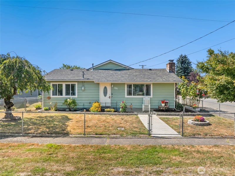 381 N Cascade Street