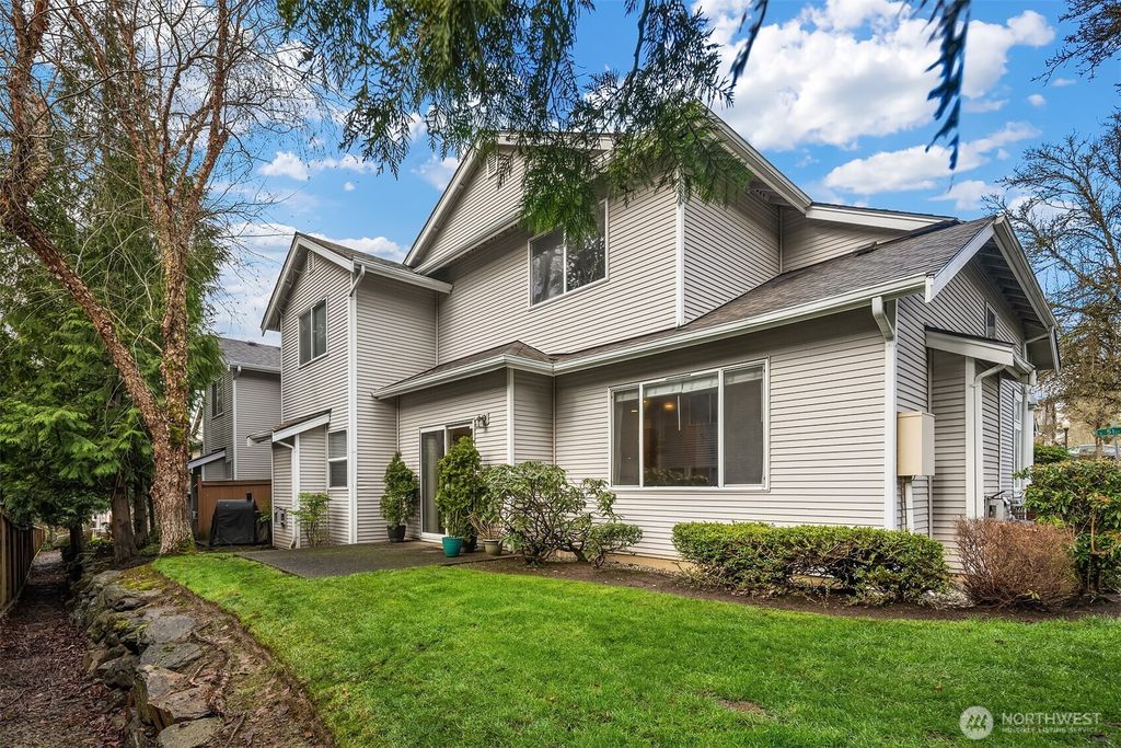 Photo of 325 S 51st Street #A, Renton, WA 98055 (MLS # 2482294)