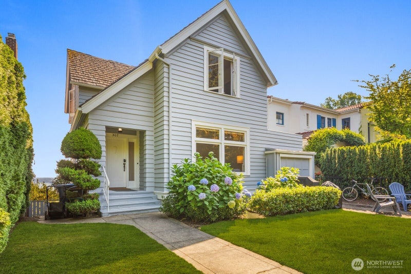 307 W Highland Drive