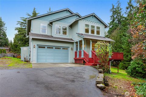 Photo of 7655 NE 204th Place, Kenmore, WA 98028 (MLS # 2455411)