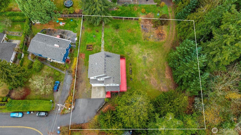 Photo of 7650 NE 204th Place, Kenmore, WA 98028 (MLS # 2455411)