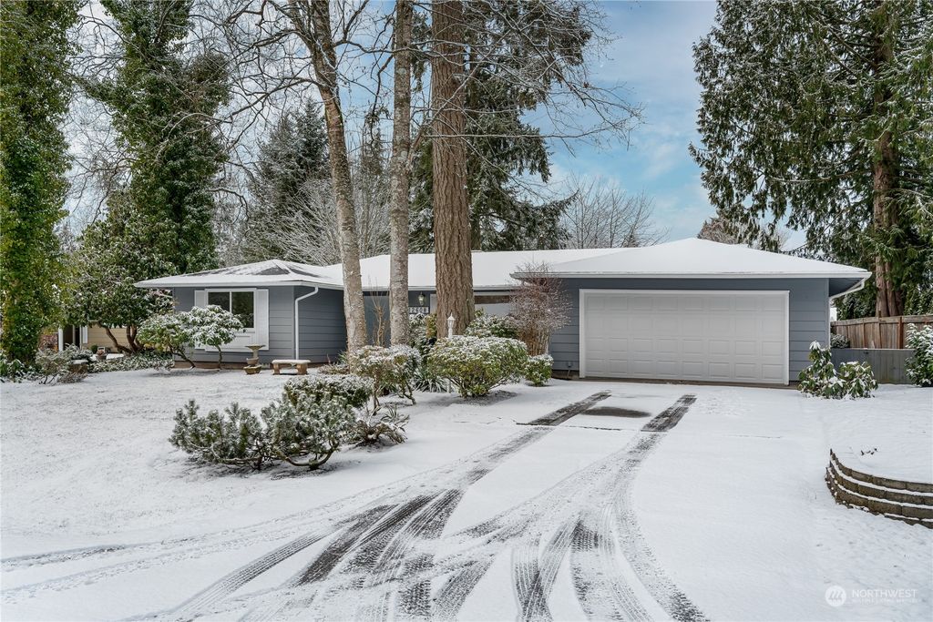 Photo of 12608 54th Avenue NE, Marysville, WA 98271 (MLS # 2330011)