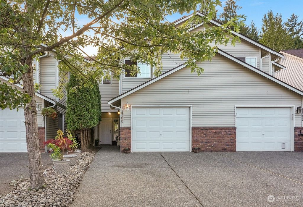 Photo of 13700 56th Avenue SE, Everett, WA 98208 (MLS # 2160126)
