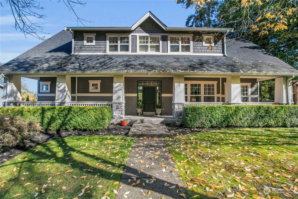 Photo of 1190 Sunrise Place SE, Issaquah, WA 98027 (MLS # 2173132)