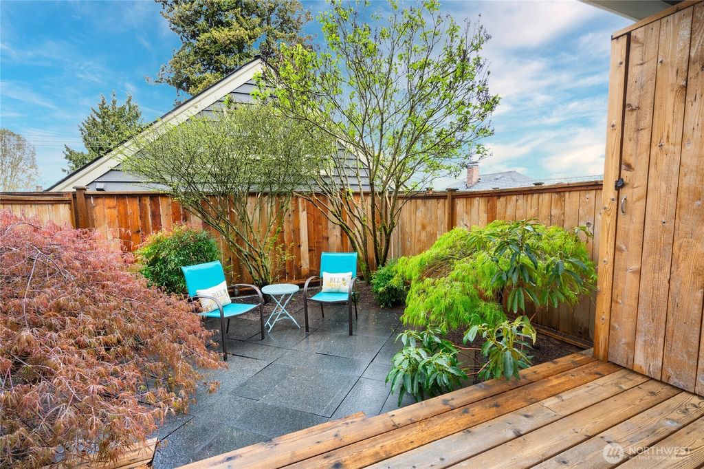 Photo of 41 W Etruria Street #C, Seattle, WA 98119 (MLS # 2508450)