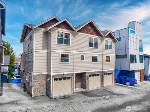 Photo of 41 W Etruria Street #C, Seattle, WA 98119 (MLS # 2508450)