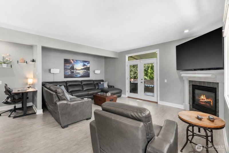 2858 NW 90th Place