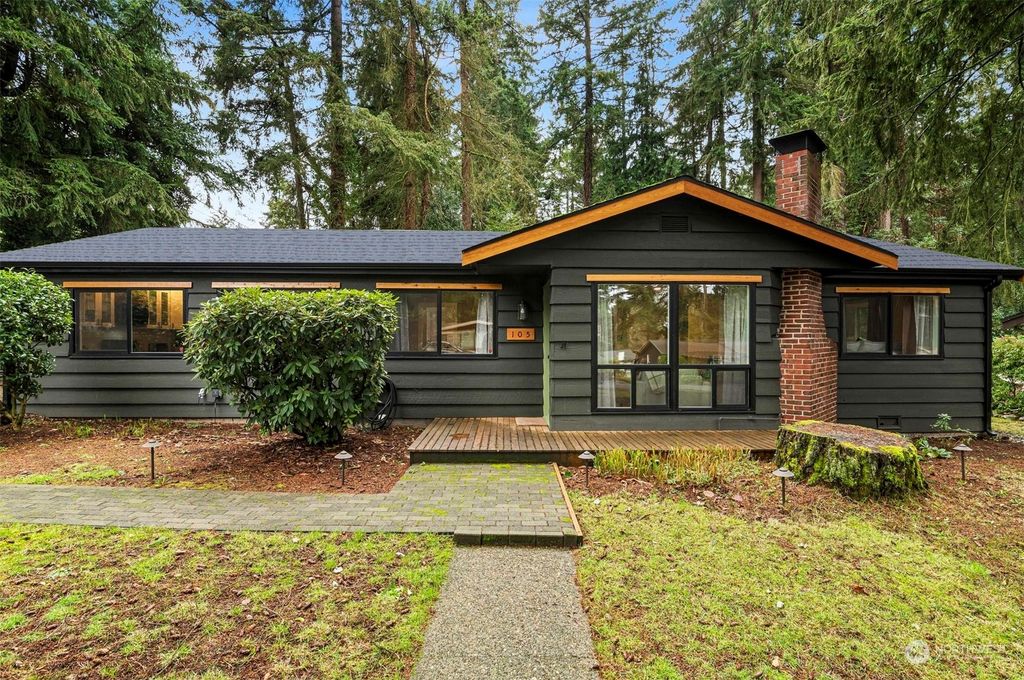 Photo of 105 SW 202nd Street, Normandy Park, WA 98166 (MLS # 2318288)