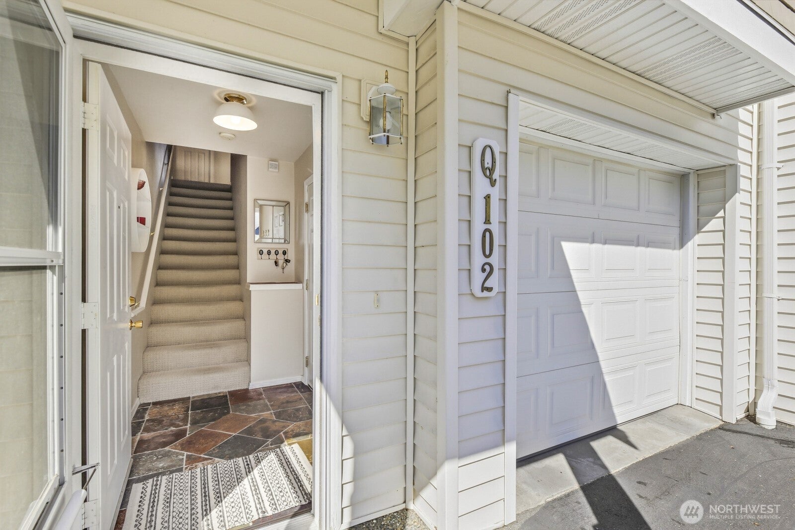 5500 Harbour Pointe Boulevard Q102