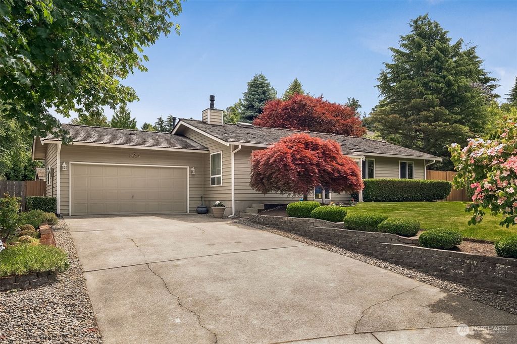 Photo of 2410 Main Court S, Renton, WA 98055 (MLS # 2249919)