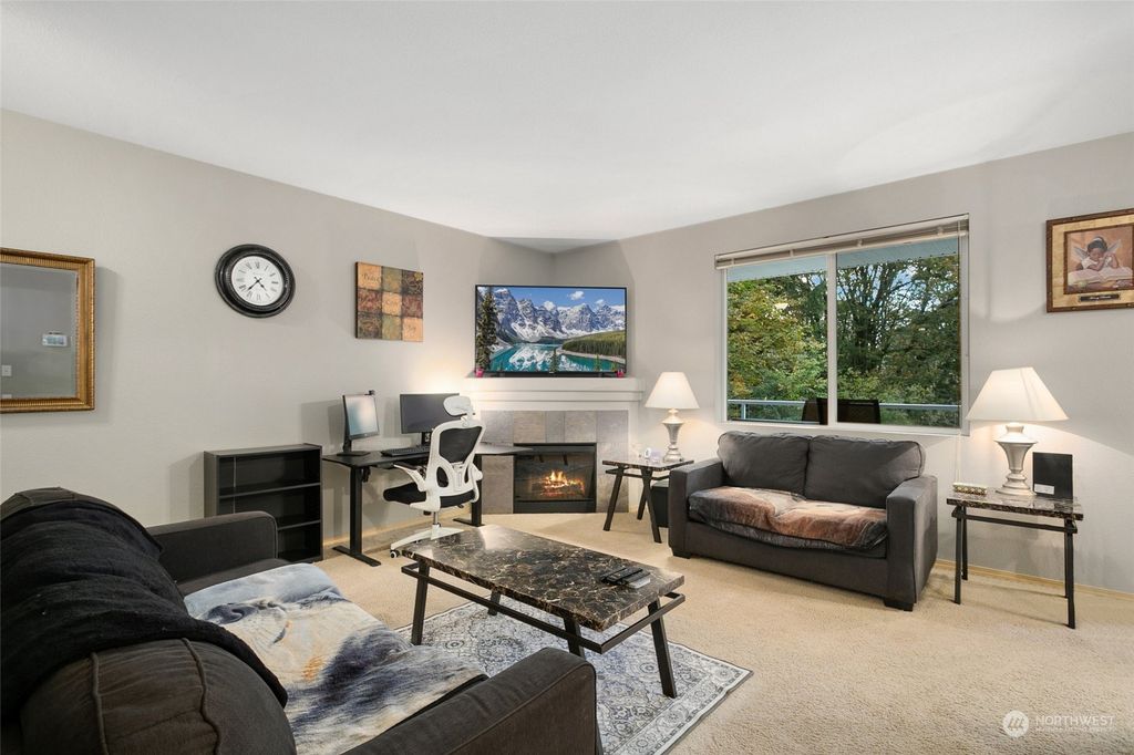 Photo of 3006 SE 8th Street #2123, Renton, WA 98058 (MLS # 2171521)