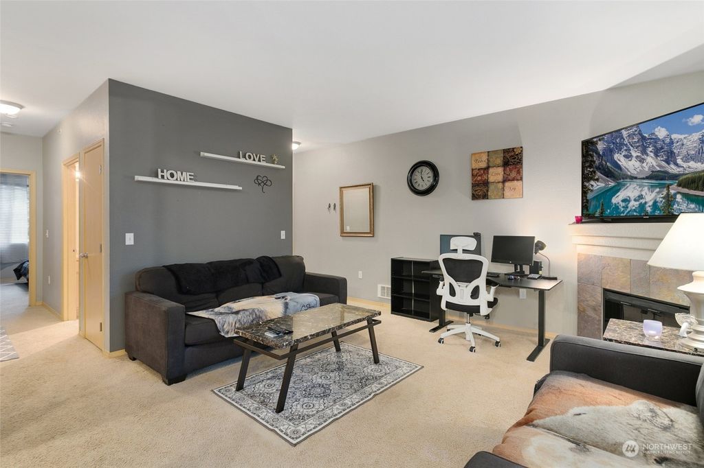 Photo of 3006 SE 8th Street #2123, Renton, WA 98058 (MLS # 2171521)