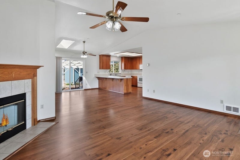 860 W Sylvester Court