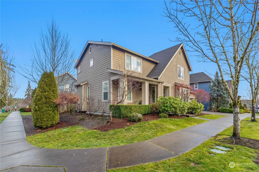Photo of 17712 NE 113 Way, Redmond, WA 98052 (MLS # 2193781)
