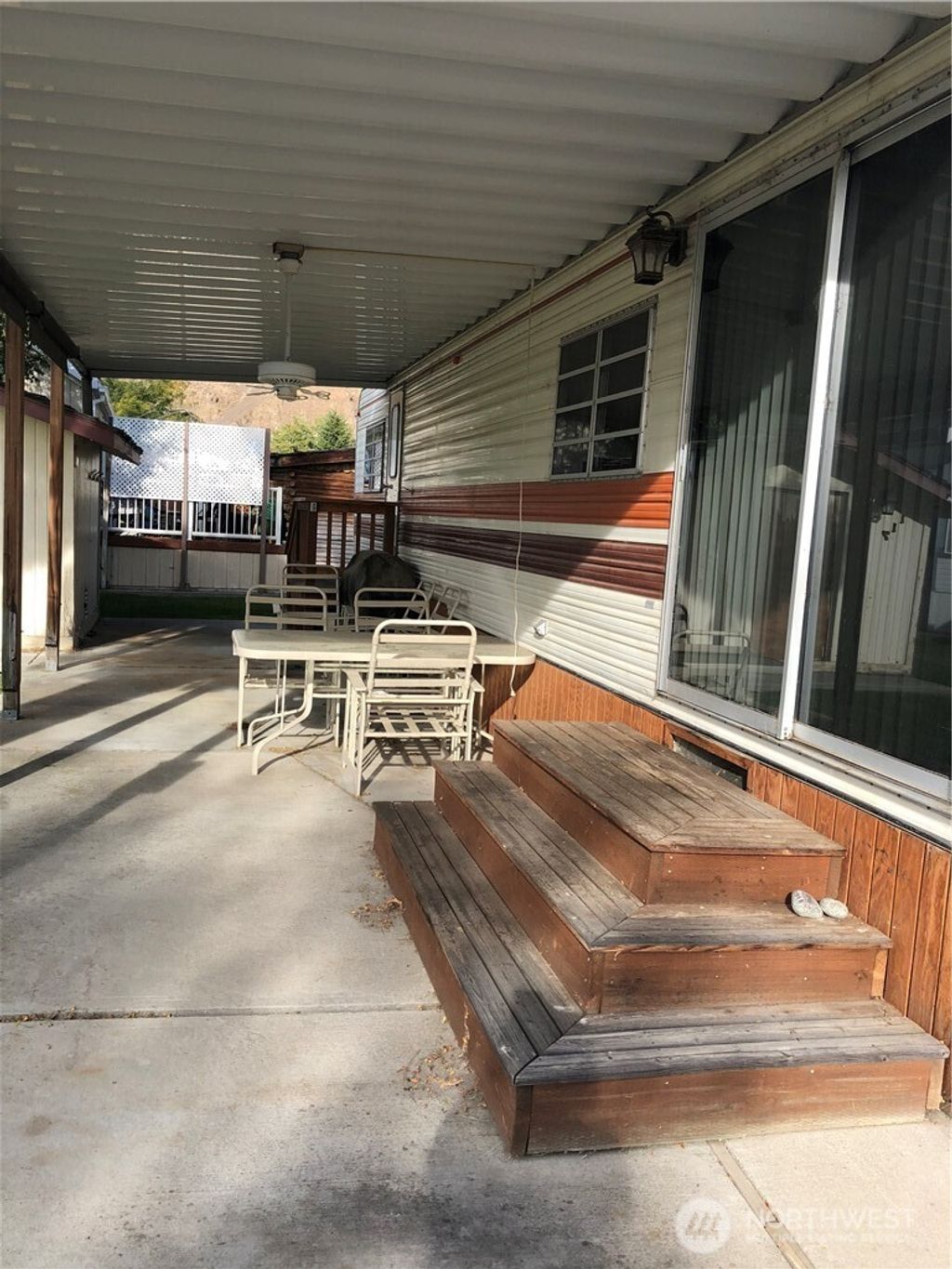 Photo of 8818 Crescent Bar Road NW #117, Quincy, WA 98848 (MLS # 2502142)