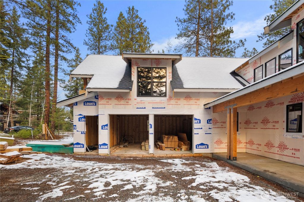 Photo of 961 Larkspur Loop, Cle Elum, WA 98922 (MLS # 2458643)