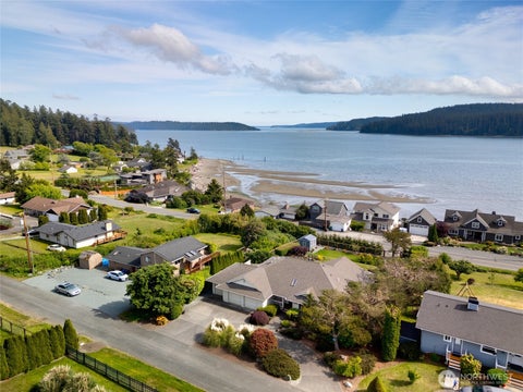 Photo of 6404 Warren Street, Anacortes, WA 98221 (MLS # 2517663)