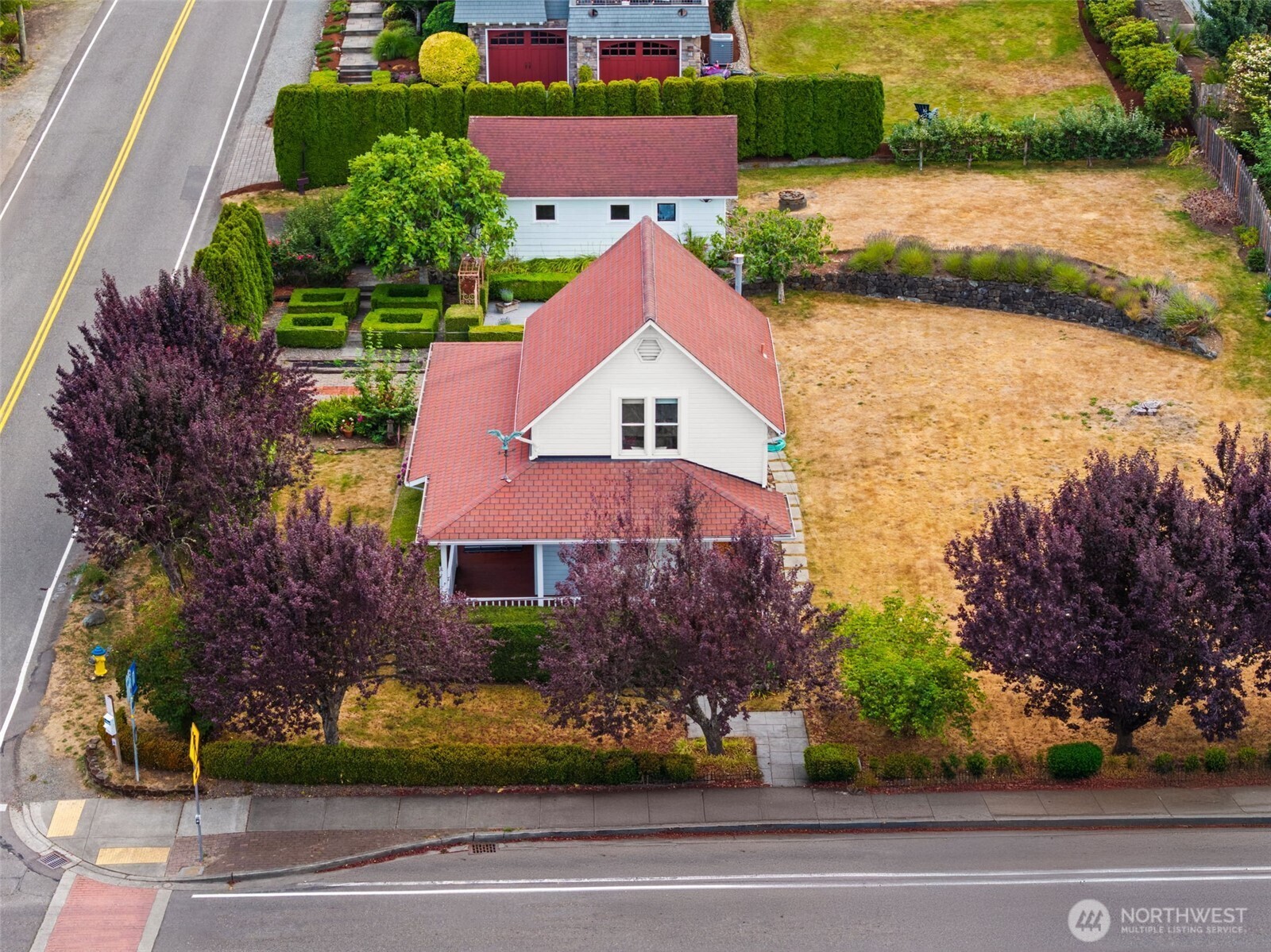 3414 Harborview Drive