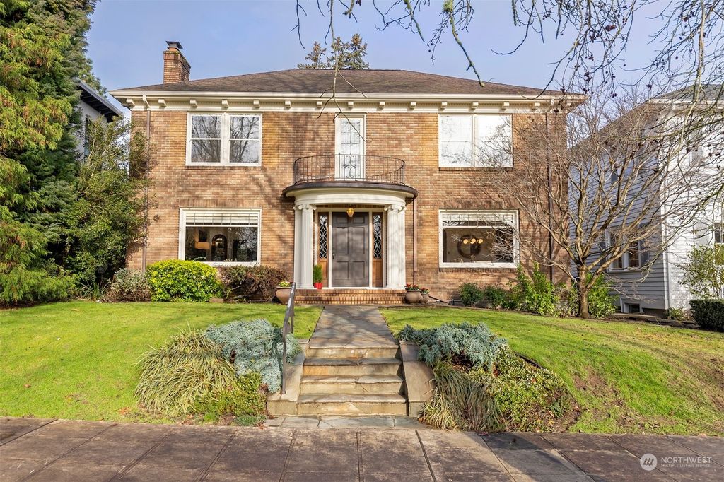 Photo of 2136 E Shelby Street, Seattle, WA 98112 (MLS # 2029325)