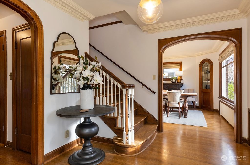 Photo of 2136 E Shelby Street, Seattle, WA 98112 (MLS # 2029325)