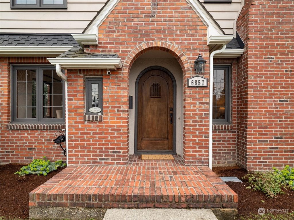 Photo of 6857 32nd Avenue NE, Seattle, WA 98115 (MLS # 2209199)