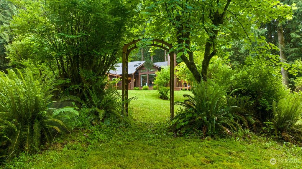 Photo of 32221 NE 139th Court, Duvall, WA 98019 (MLS # 2243243)