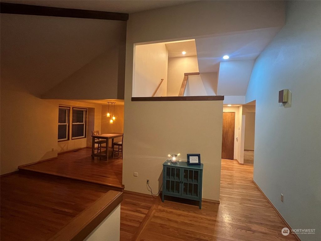 Photo of 18321 149th Avenue SE, Renton, WA 98058 (MLS # 2184941)