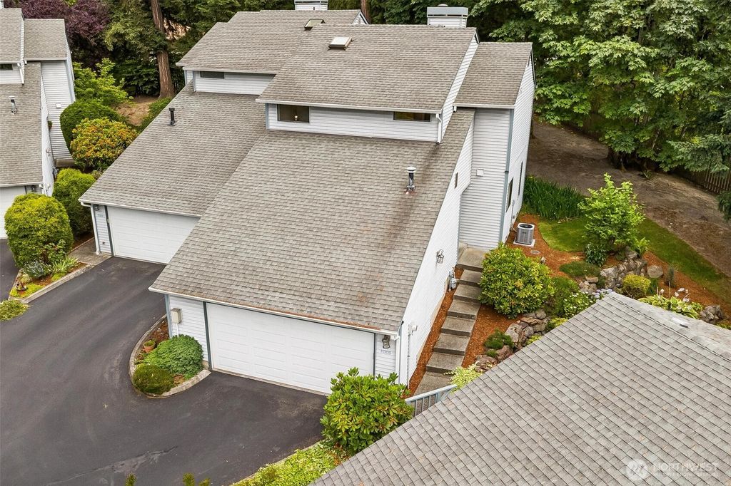 Photo of 11306 101st Place NE #1306, Kirkland, WA 98033 (MLS # 2552471)