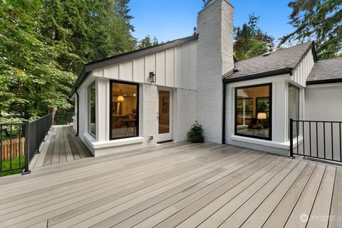 A home in Lake Forest Park