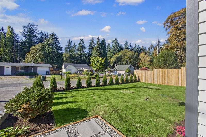 8407 Woodbourne Drive SW