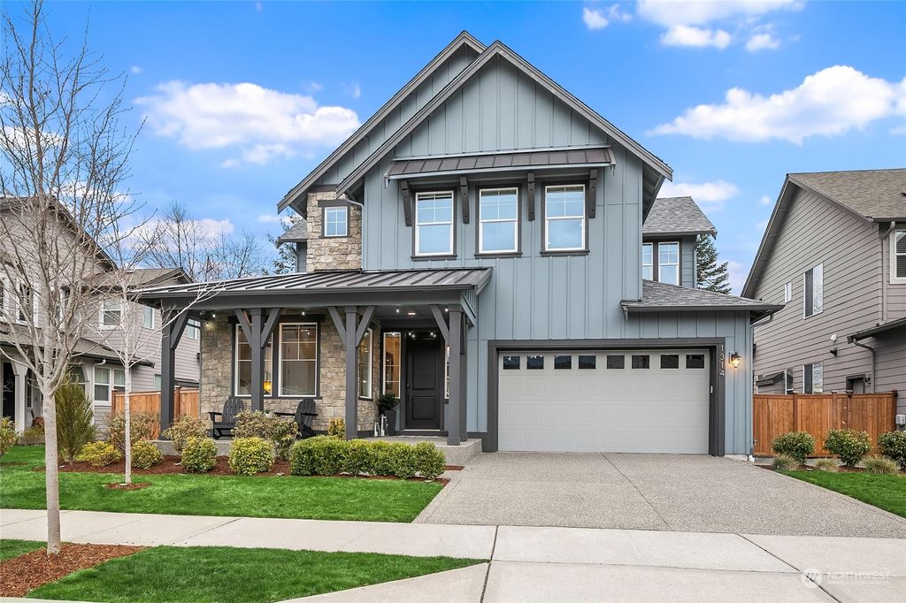 Photo of 1314 SE 15th Street, North Bend, WA 98045 (MLS # 2049415)