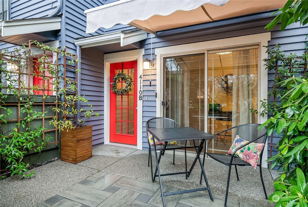 Photo of 4110 37th Ave Ave S #B, Seattle, WA 98118 (MLS # 2188446)